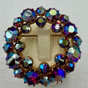 Vintage Red Cluster Wreath Brooch